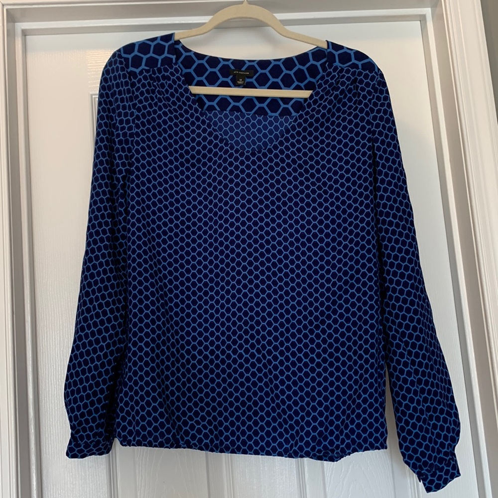 Ann Taylor geometric blouse good condition